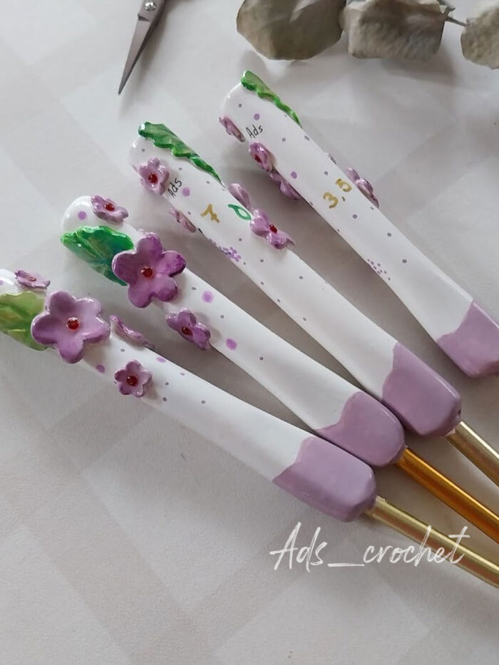 Agujitas artesanales FLORECER "Lilas"